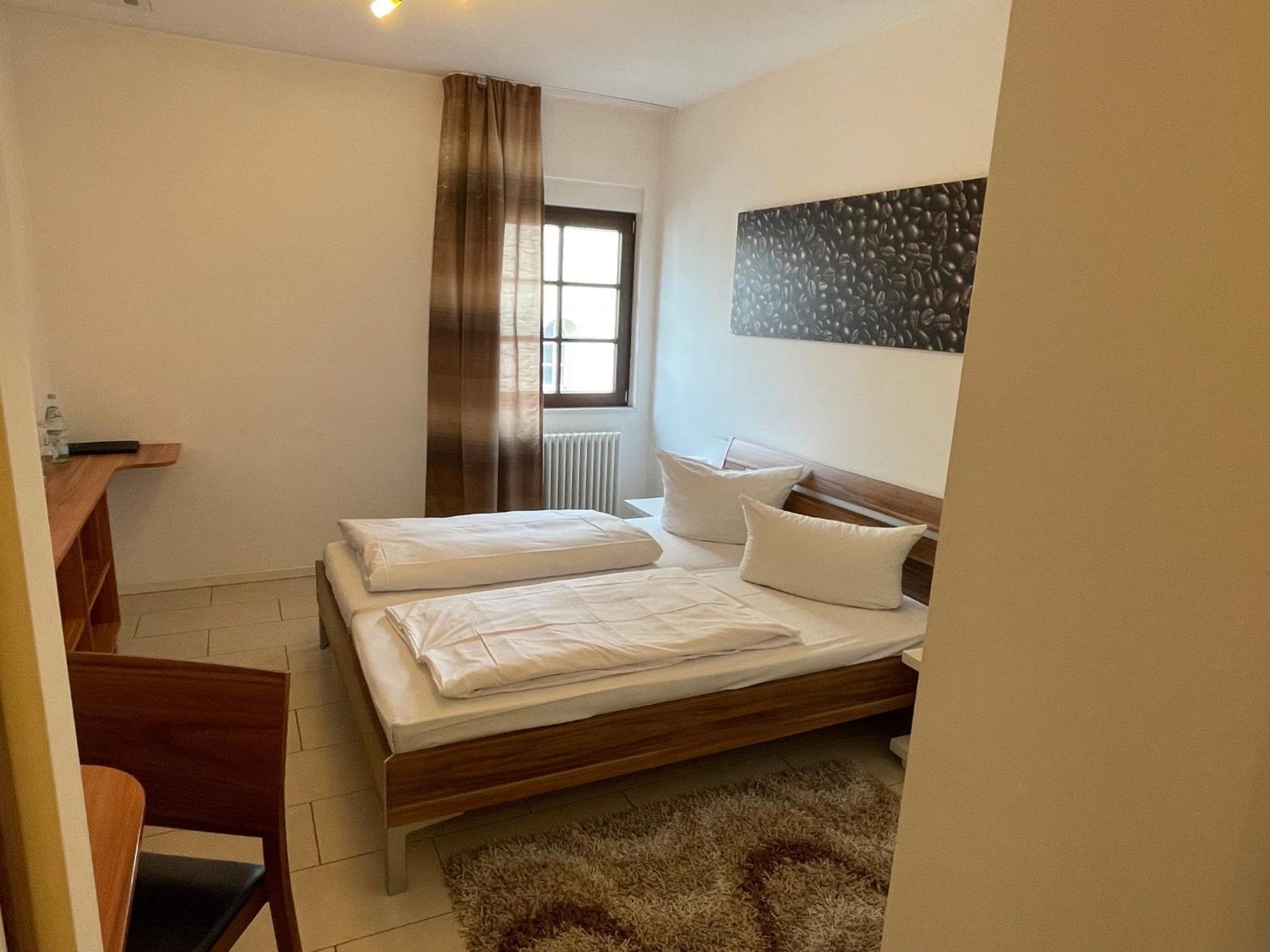 Landhotel Sickinger Hof Walldorf  Bilik gambar